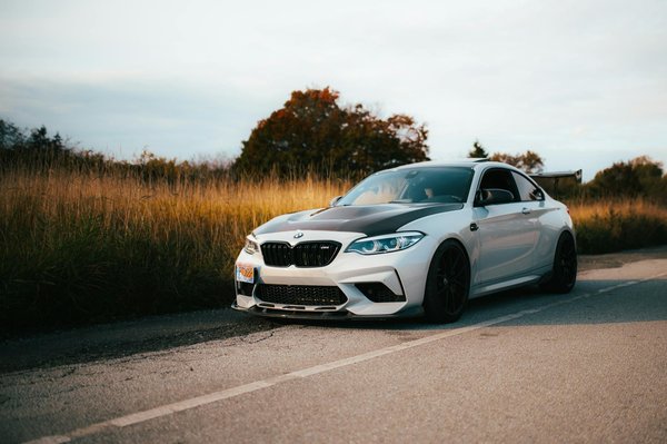 Les modèles de voitures équipés standard de phares xénon