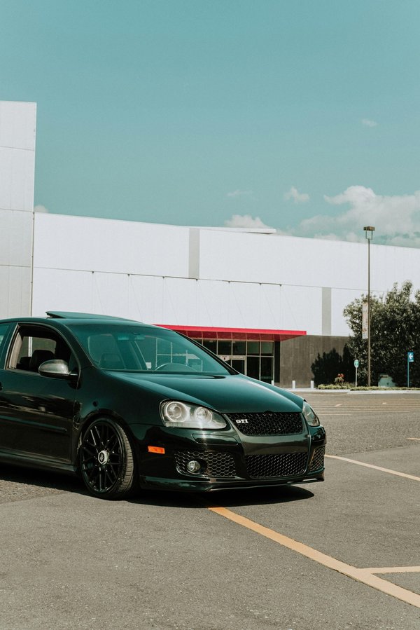 Découvrez les caractéristiques du film de protection XPEL